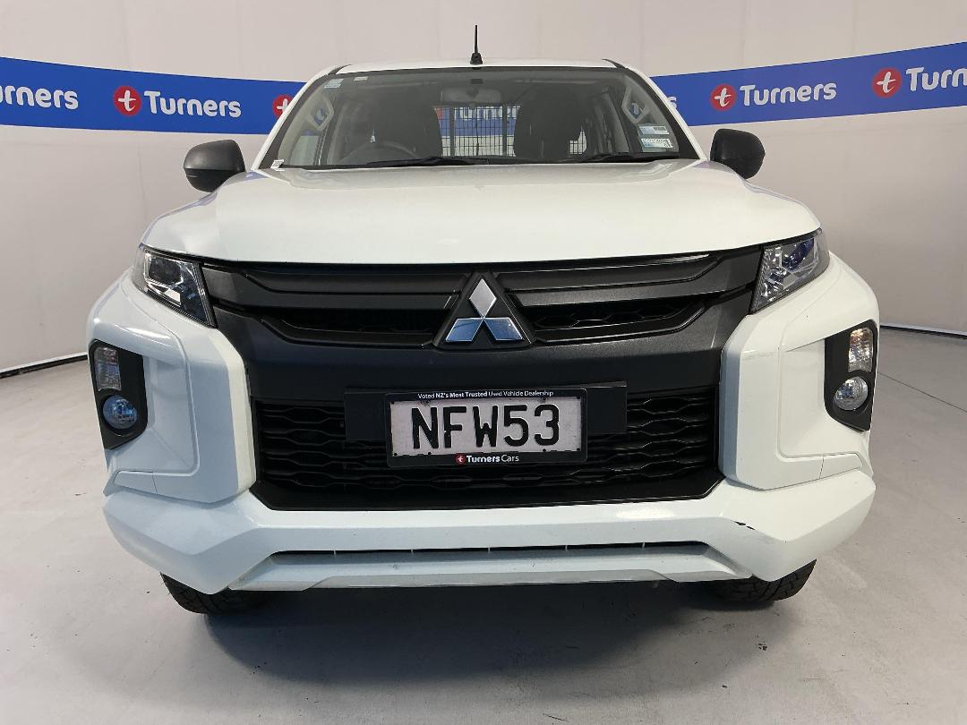 Photo '2' of Mitsubishi Triton Photo '2' of Mitsubishi Triton