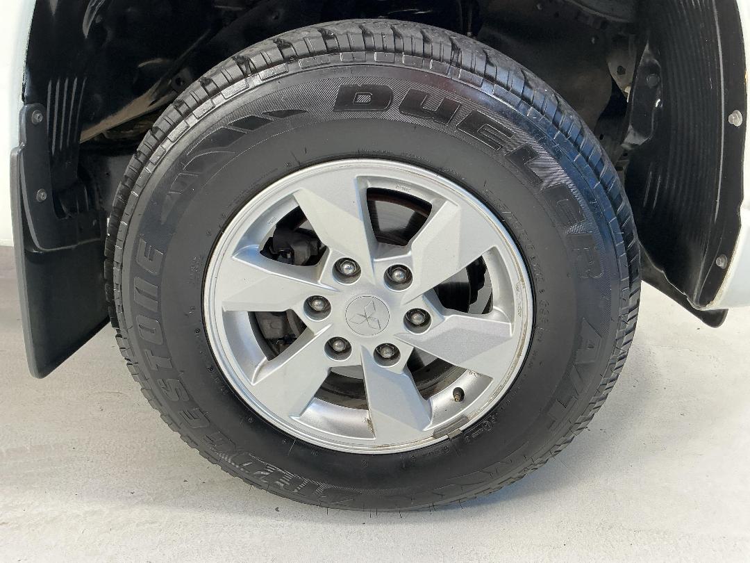 Photo '9' of Mitsubishi Triton Photo '9' of Mitsubishi Triton