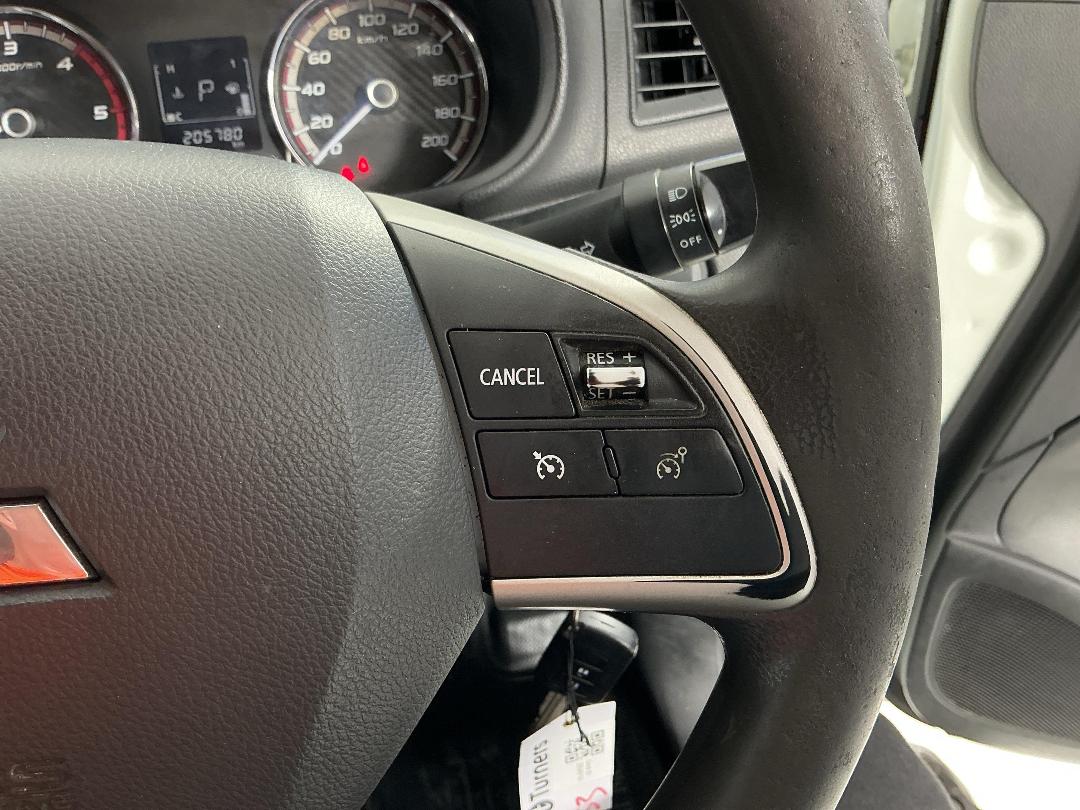 Photo '25' of Mitsubishi Triton Photo '25' of Mitsubishi Triton