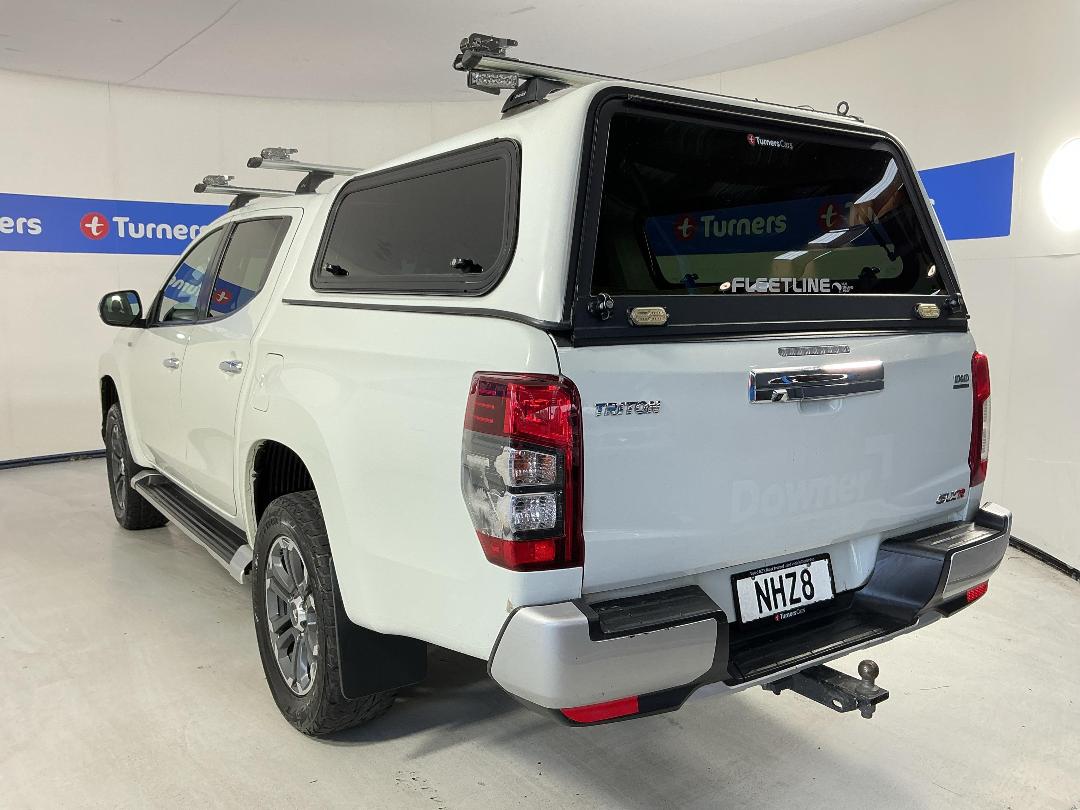 Photo '5' of Mitsubishi Triton