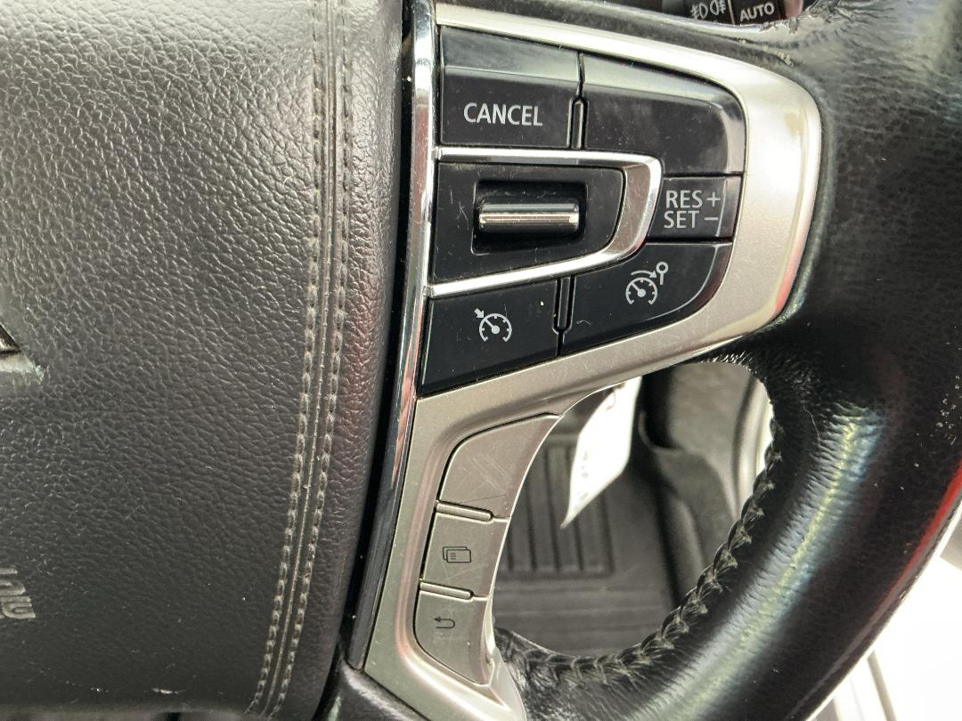 Photo '26' of Mitsubishi Triton