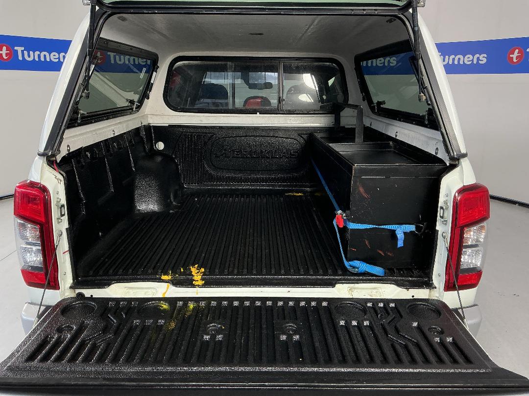 Photo '14' of Mitsubishi Triton