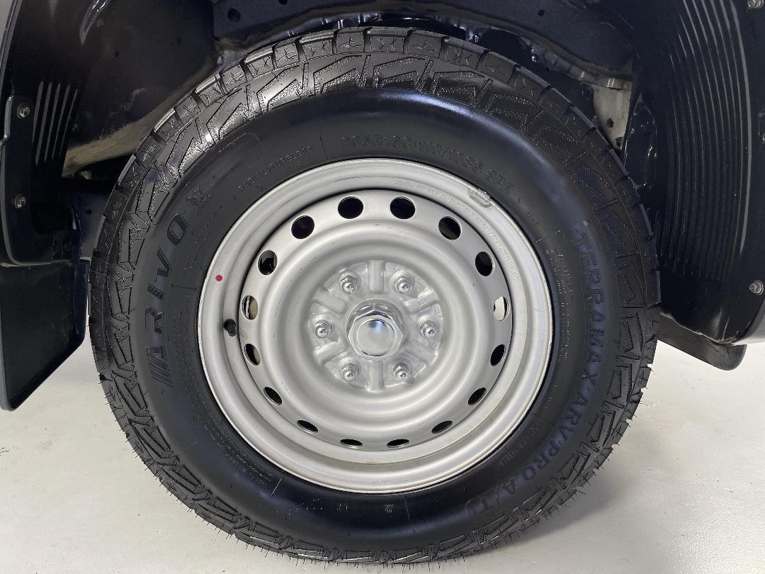 Photo '9' of Mitsubishi Triton