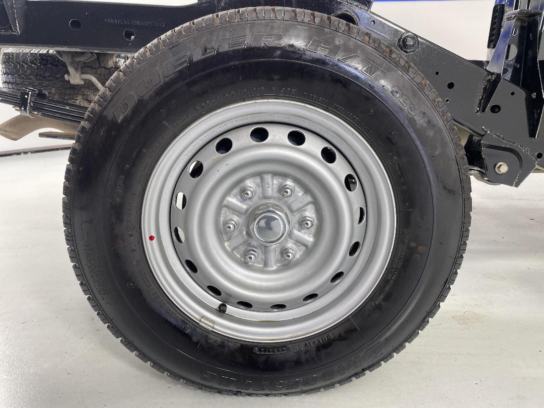 Photo '12' of Mitsubishi Triton