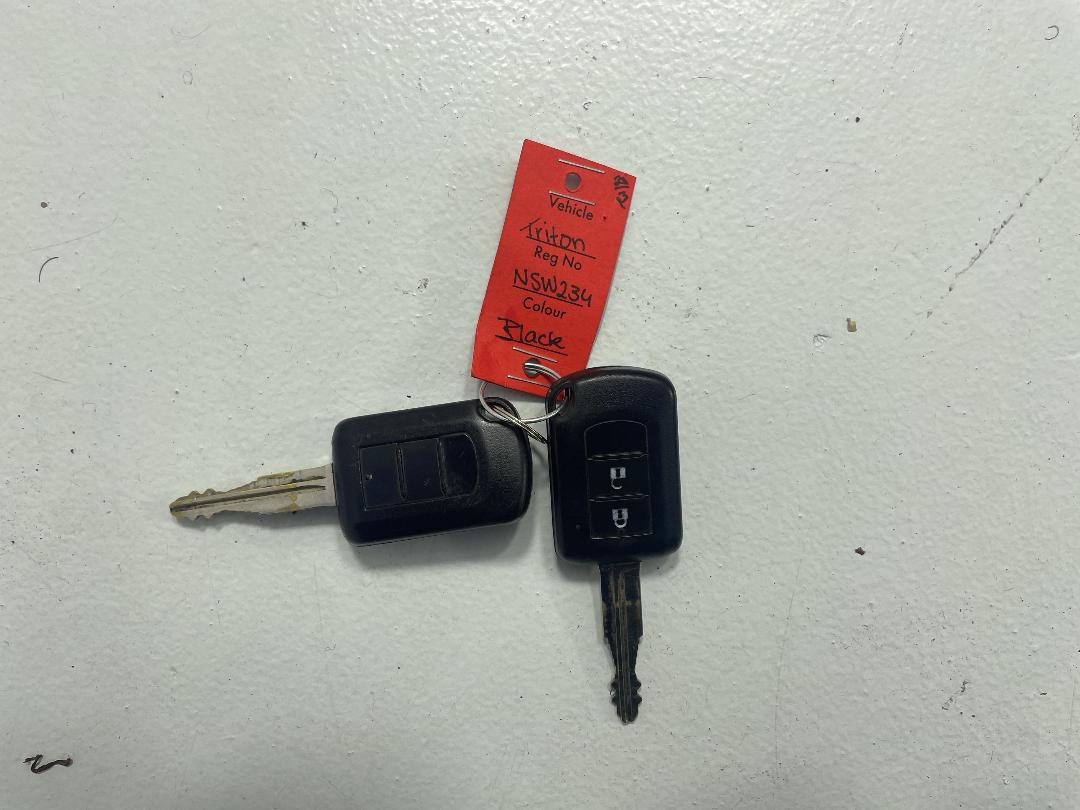 Photo '20' of Mitsubishi Triton