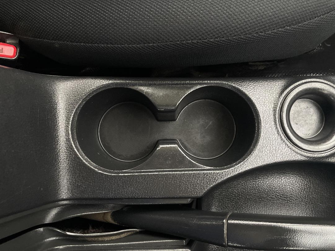 Photo '24' of Mitsubishi Triton