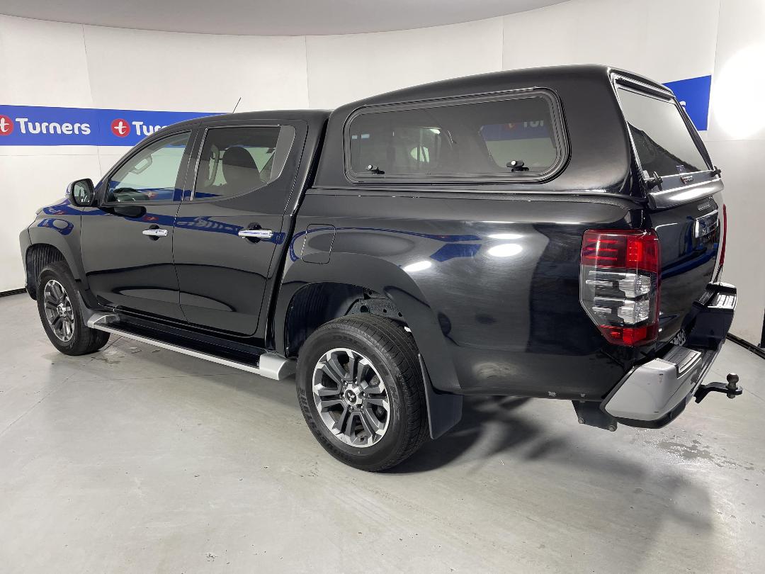 Photo '5' of Mitsubishi Triton