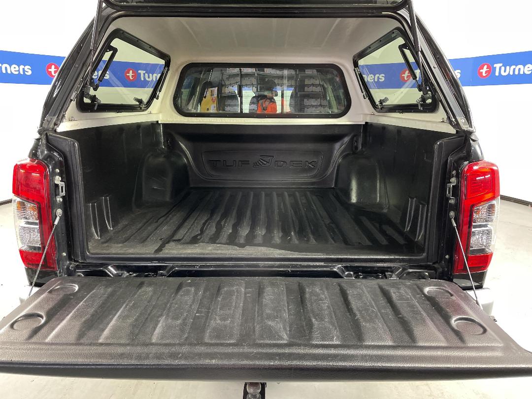 Photo '14' of Mitsubishi Triton