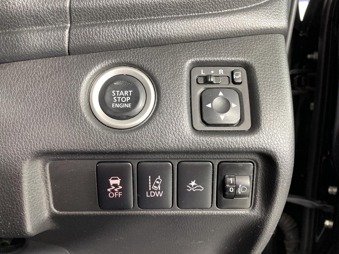 Photo '35' of Mitsubishi Triton