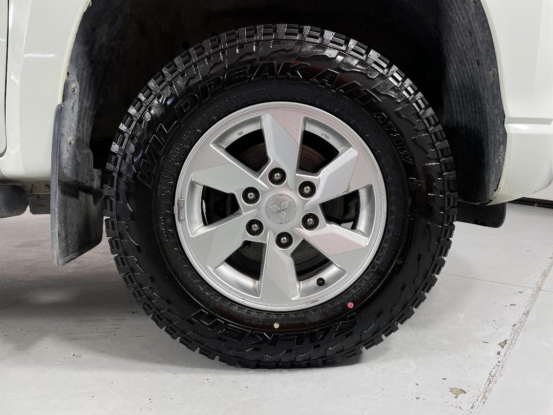 Photo '9' of Mitsubishi Triton Photo '9' of Mitsubishi Triton