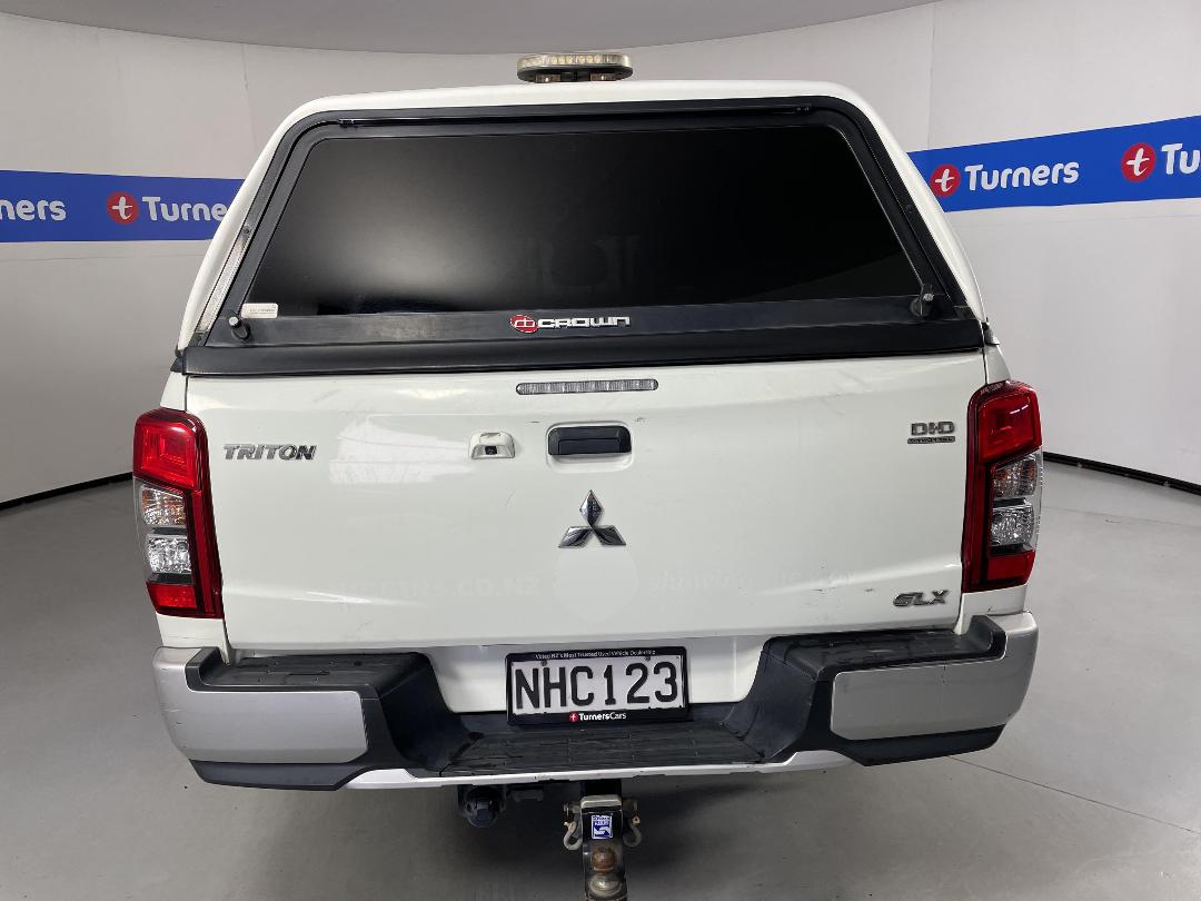 Photo '6' of Mitsubishi Triton Photo '6' of Mitsubishi Triton