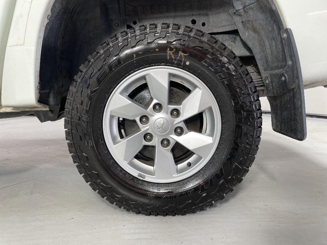 Photo '11' of Mitsubishi Triton Photo '11' of Mitsubishi Triton