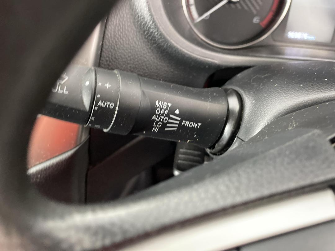 Photo '30' of Mitsubishi Triton Photo '30' of Mitsubishi Triton