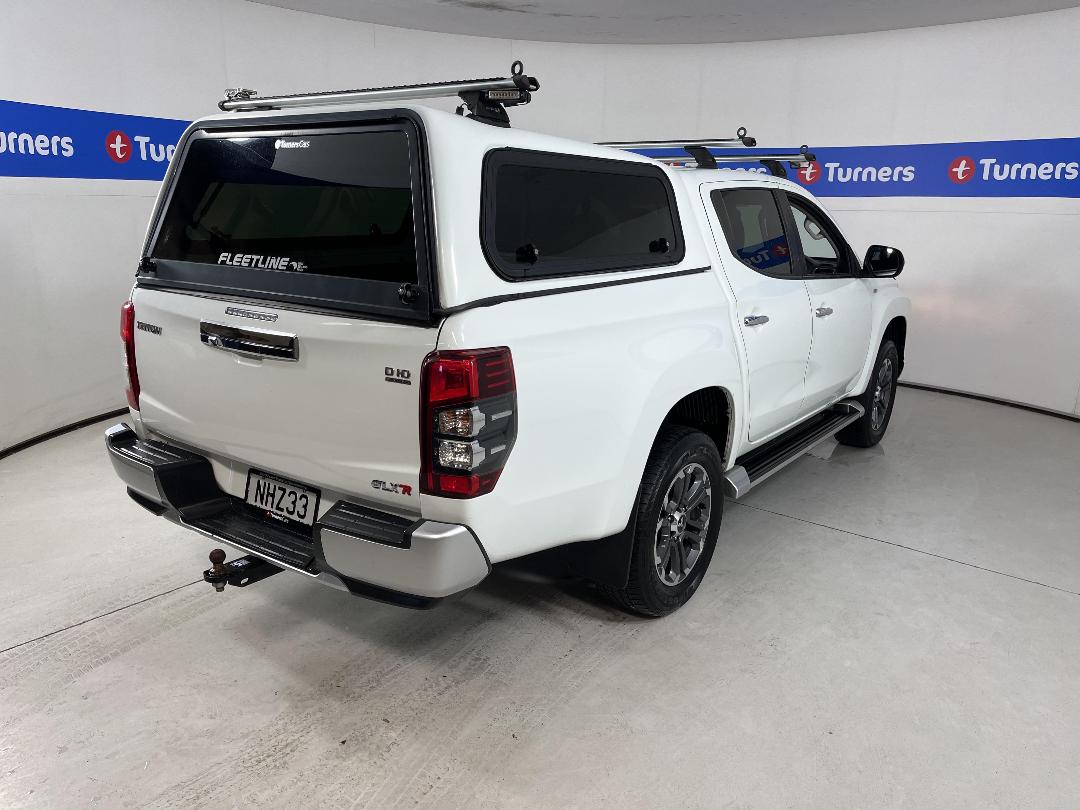 Photo '7' of Mitsubishi Triton