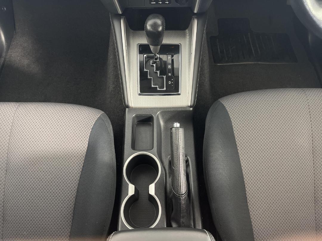 Photo '18' of Mitsubishi Triton