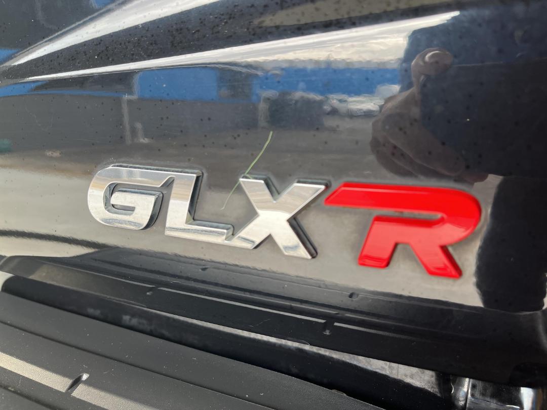 Photo '24' of Mitsubishi Triton