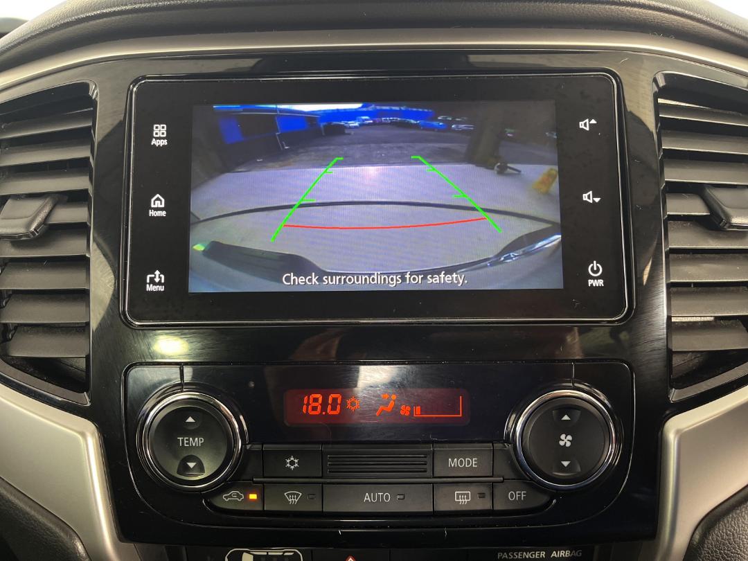 Photo '29' of Mitsubishi Triton