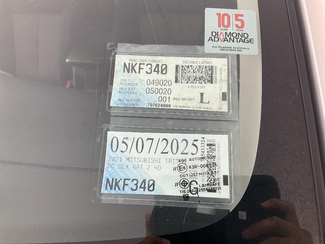 Photo '25' of Mitsubishi Triton