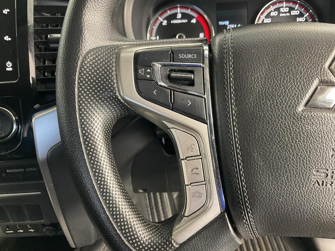 Photo '26' of Mitsubishi Triton