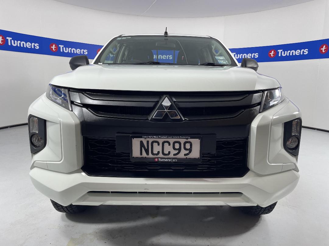 Photo '2' of Mitsubishi Triton Photo '2' of Mitsubishi Triton