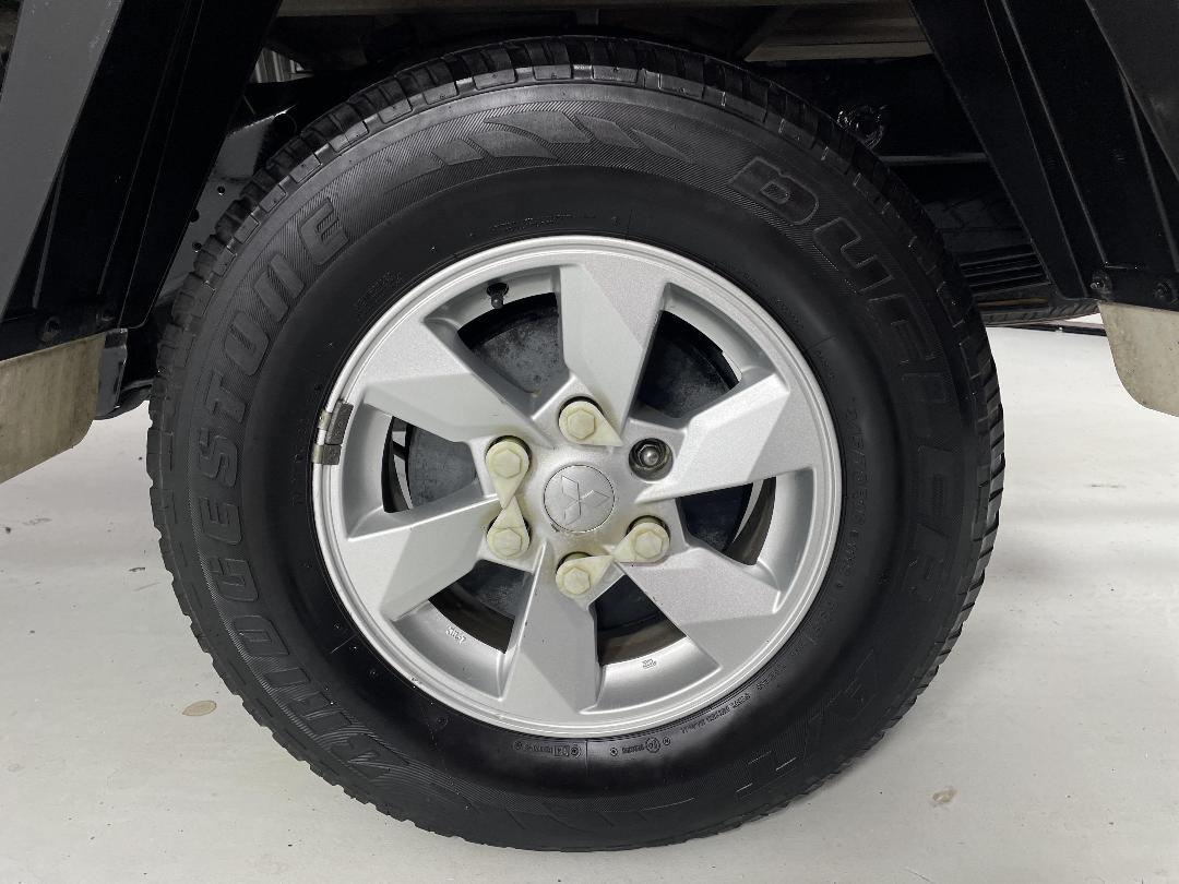 Photo '11' of Mitsubishi Triton Photo '11' of Mitsubishi Triton