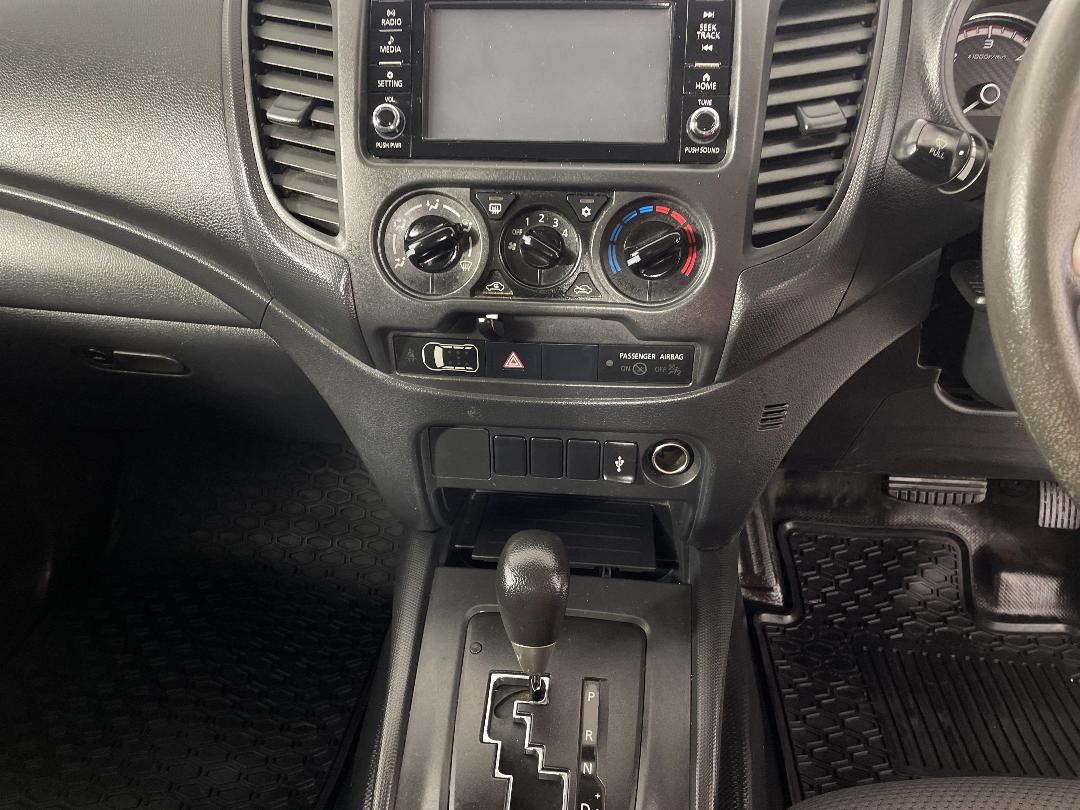 Photo '18' of Mitsubishi Triton Photo '18' of Mitsubishi Triton