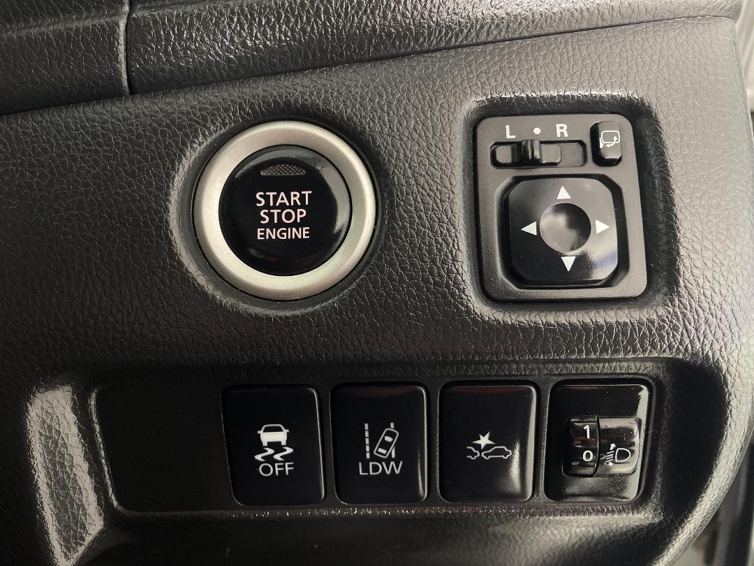 Photo '25' of Mitsubishi Triton