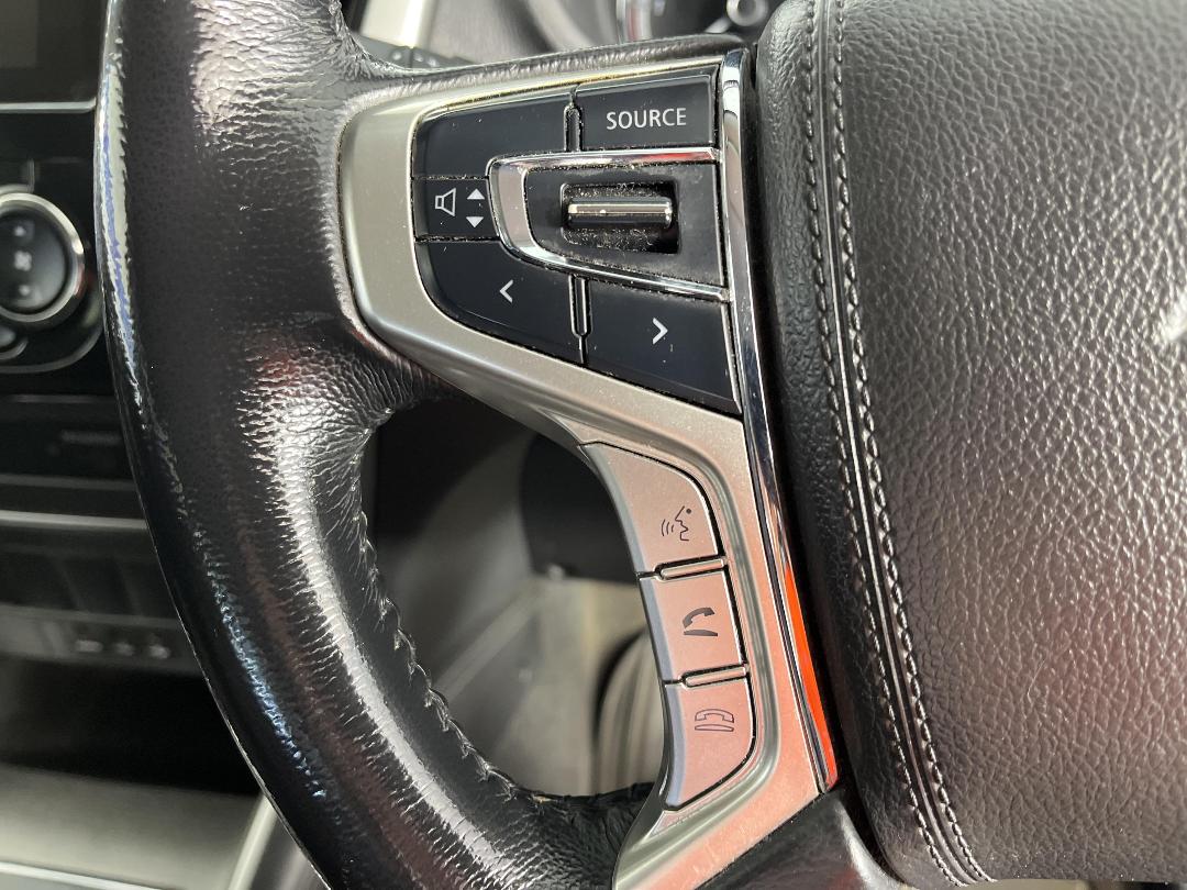 Photo '24' of Mitsubishi Triton