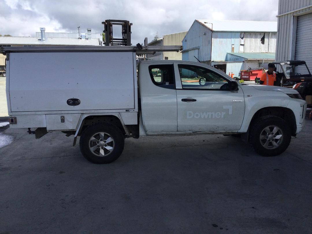 Photo '19' of Mitsubishi Triton CC C GLX 4WD 6AT