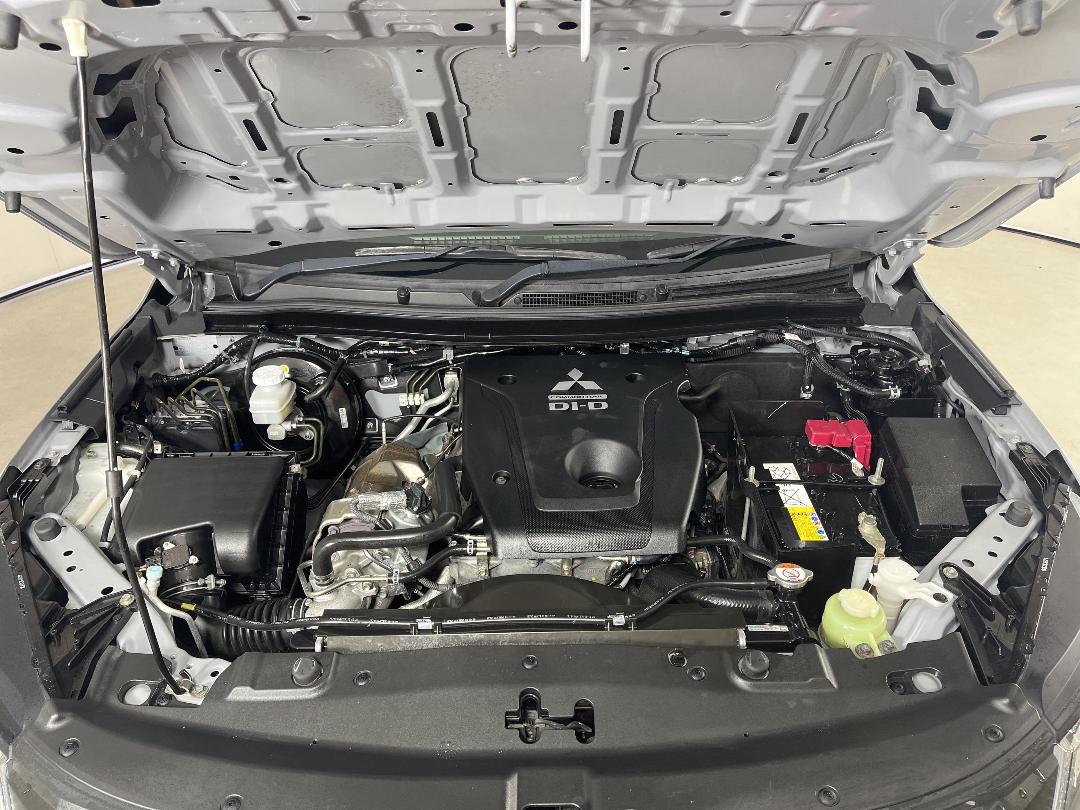 Photo '13' of Mitsubishi Triton Photo '13' of Mitsubishi Triton