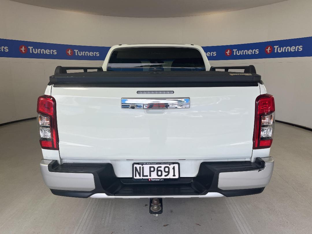 Photo '6' of Mitsubishi Triton Photo '6' of Mitsubishi Triton