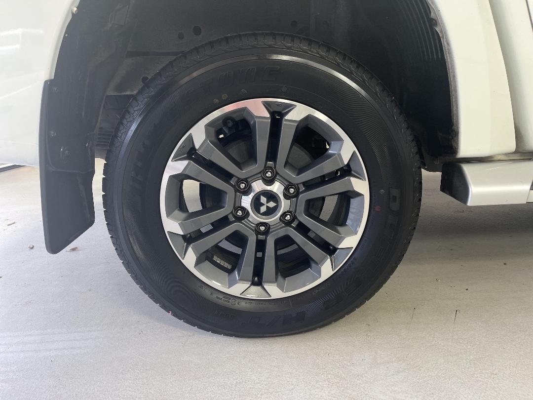 Photo '12' of Mitsubishi Triton Photo '12' of Mitsubishi Triton