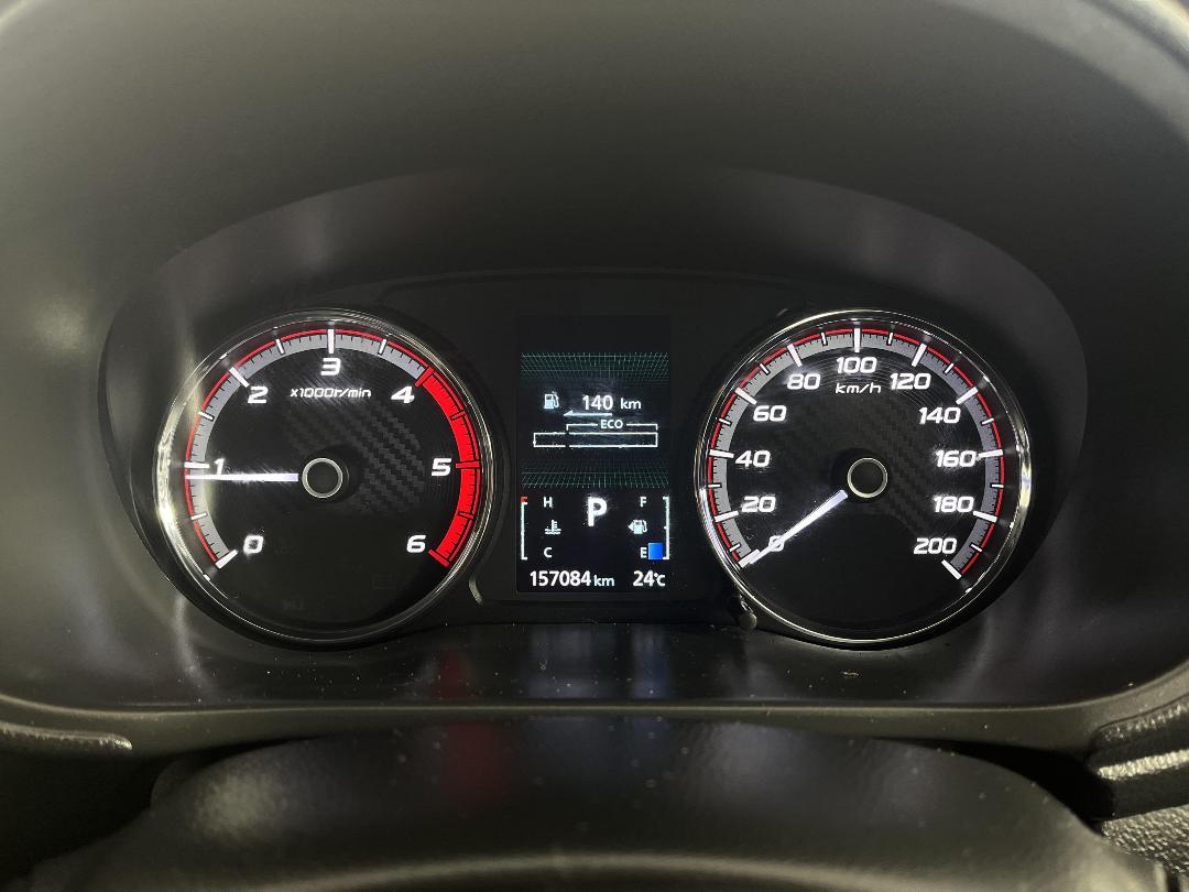 Photo '21' of Mitsubishi Triton Photo '21' of Mitsubishi Triton