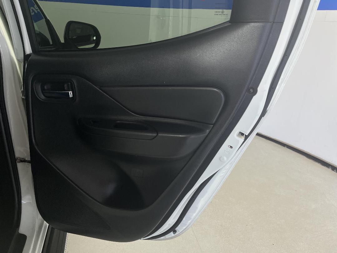 Photo '19' of Mitsubishi Triton Photo '19' of Mitsubishi Triton