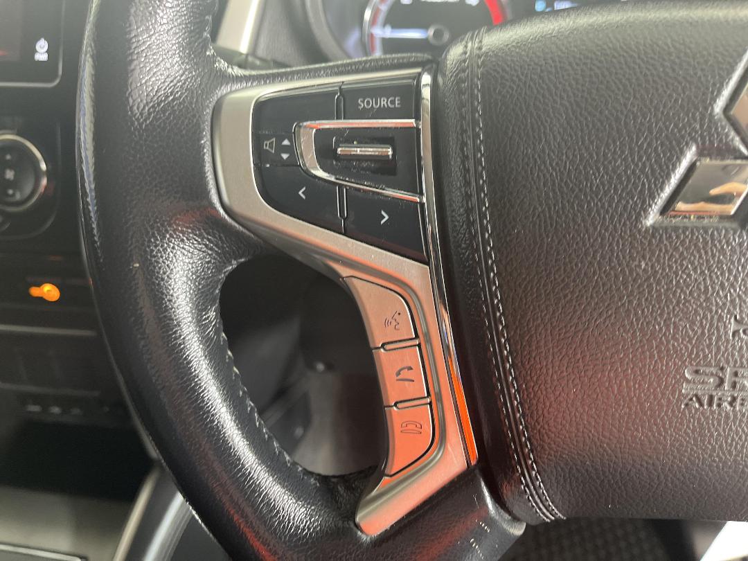 Photo '24' of Mitsubishi Triton Photo '24' of Mitsubishi Triton