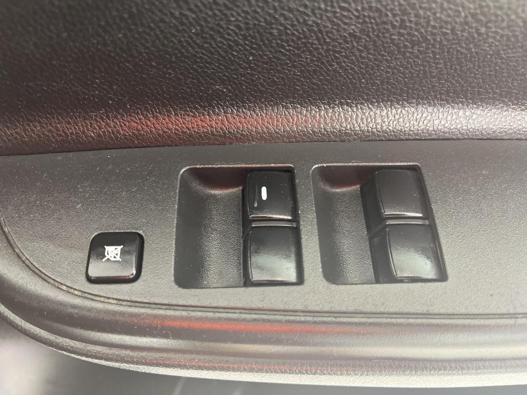 Photo '26' of Mitsubishi Triton Photo '26' of Mitsubishi Triton