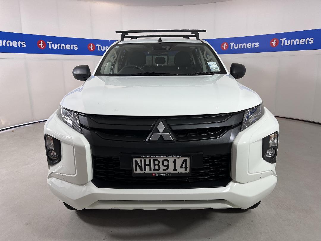 Photo '2' of Mitsubishi Triton Photo '2' of Mitsubishi Triton