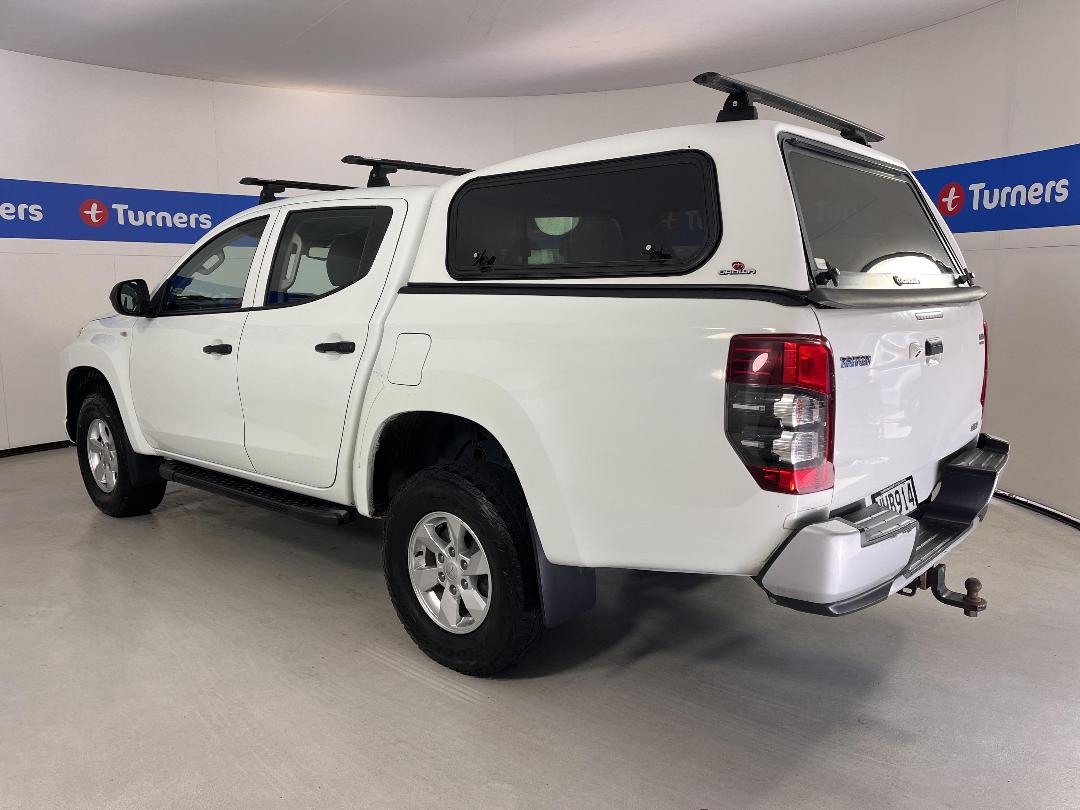 Photo '5' of Mitsubishi Triton Photo '5' of Mitsubishi Triton