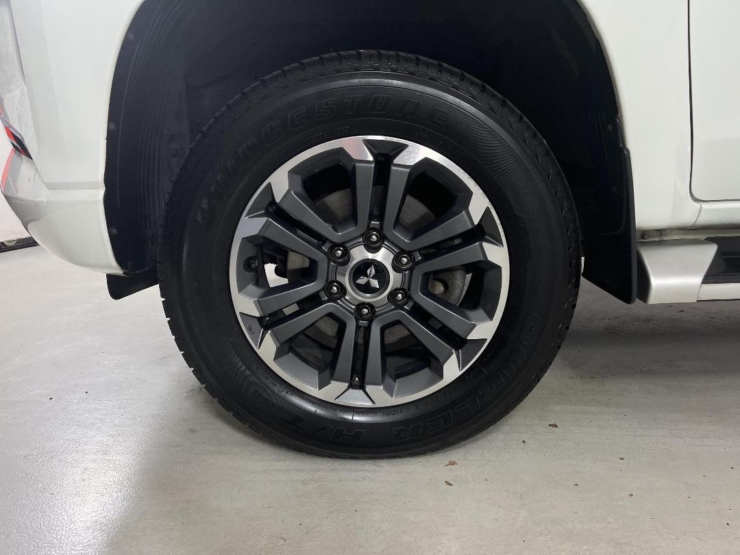 Photo '10' of Mitsubishi Triton Photo '10' of Mitsubishi Triton