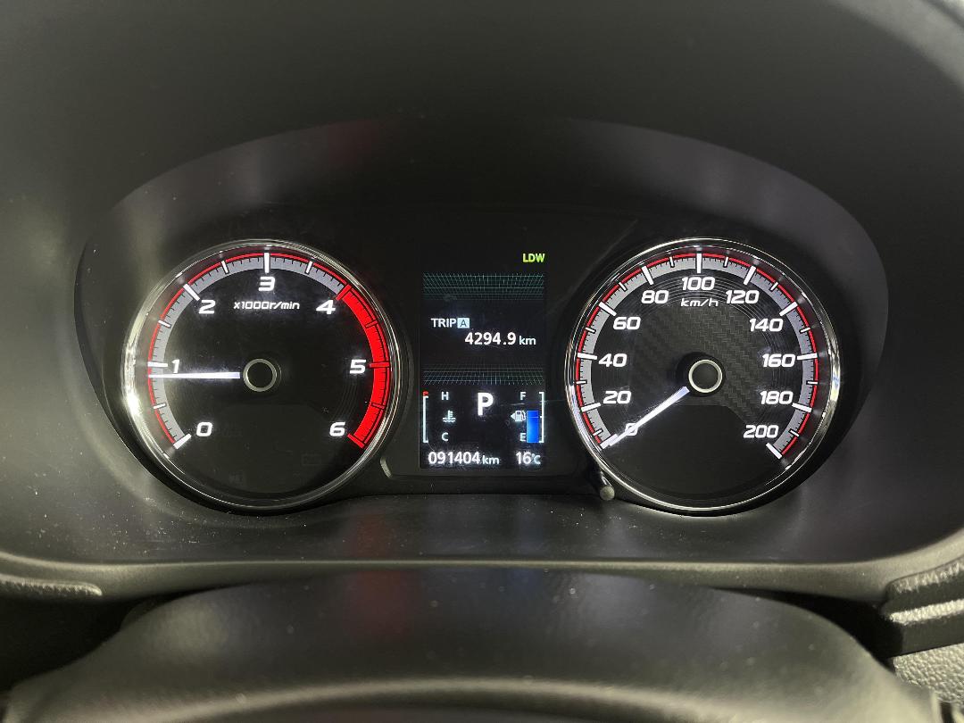 Photo '21' of Mitsubishi Triton Photo '21' of Mitsubishi Triton