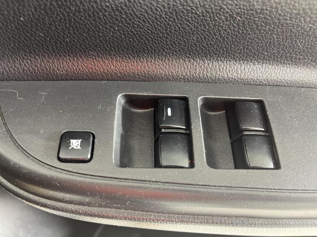 Photo '26' of Mitsubishi Triton Photo '26' of Mitsubishi Triton