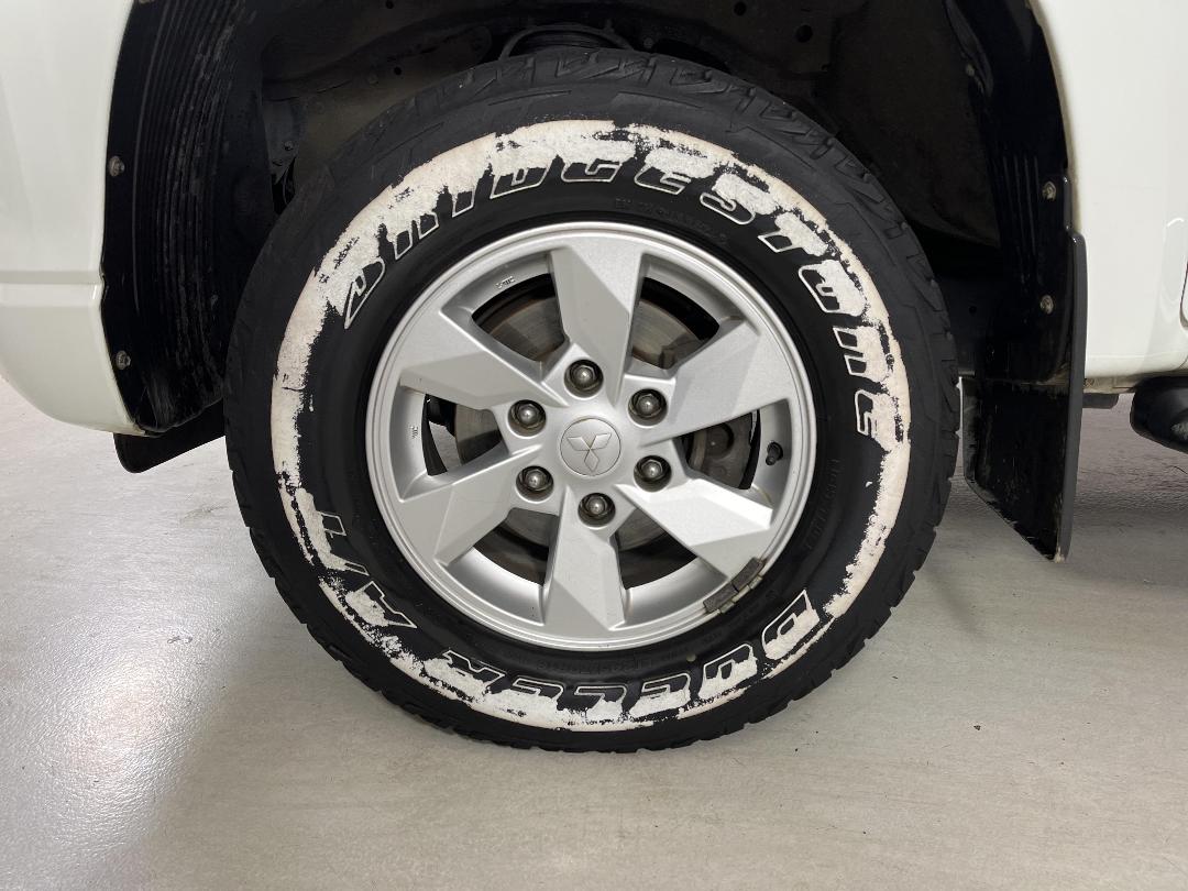 Photo '10' of Mitsubishi Triton Photo '10' of Mitsubishi Triton