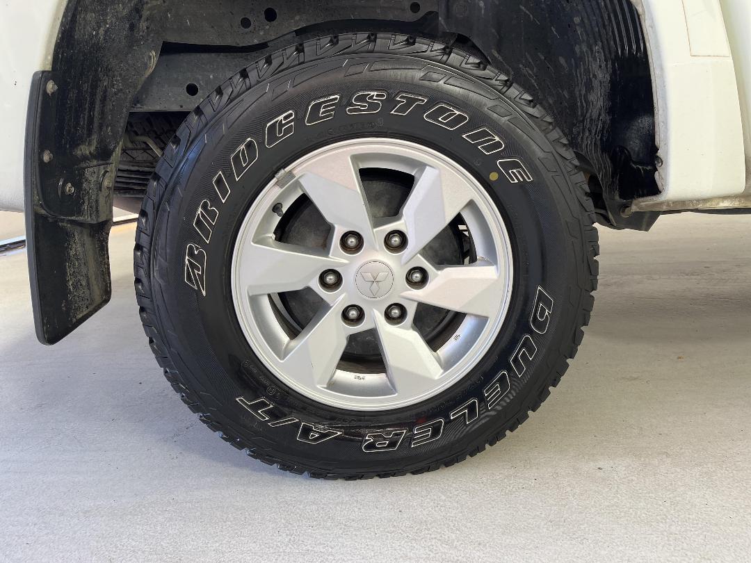 Photo '12' of Mitsubishi Triton Photo '12' of Mitsubishi Triton