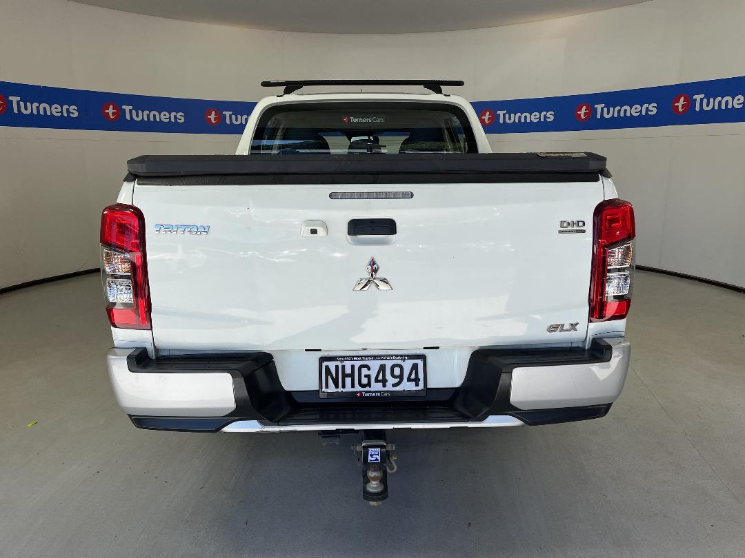Photo '6' of Mitsubishi Triton Photo '6' of Mitsubishi Triton
