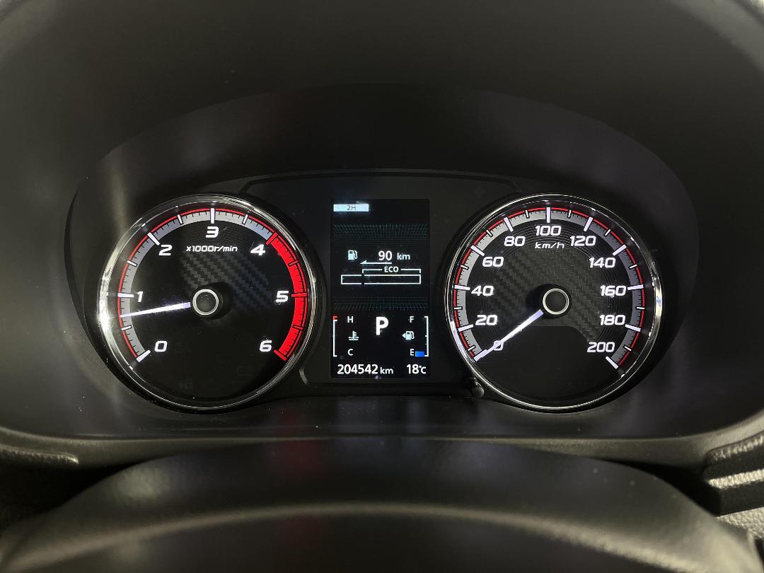 Photo '21' of Mitsubishi Triton Photo '21' of Mitsubishi Triton