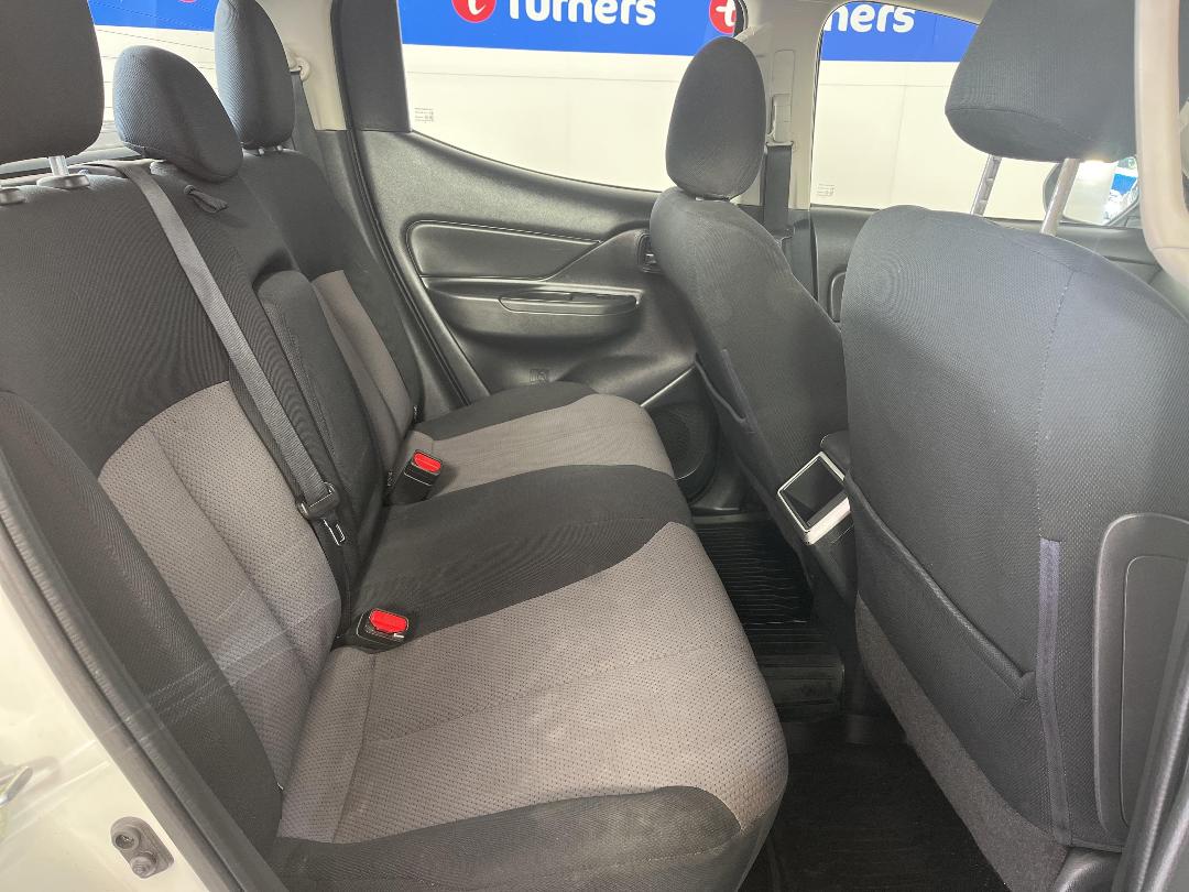 Photo '20' of Mitsubishi Triton Photo '20' of Mitsubishi Triton