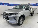 Thumbnail '4' of Mitsubishi Triton