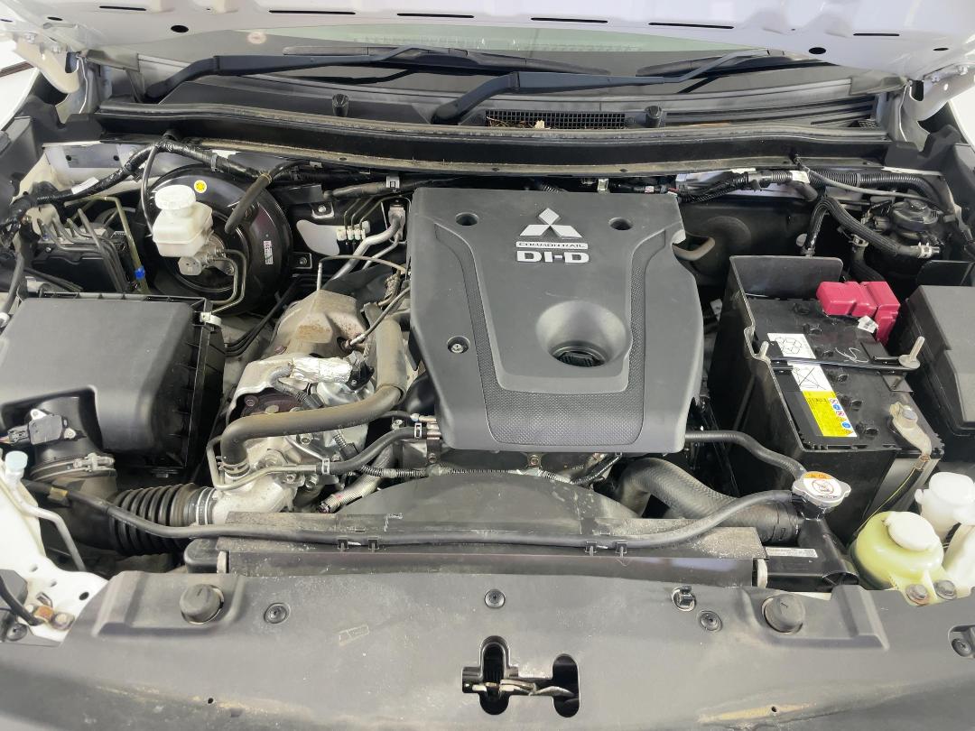 Photo '13' of Mitsubishi Triton Photo '13' of Mitsubishi Triton