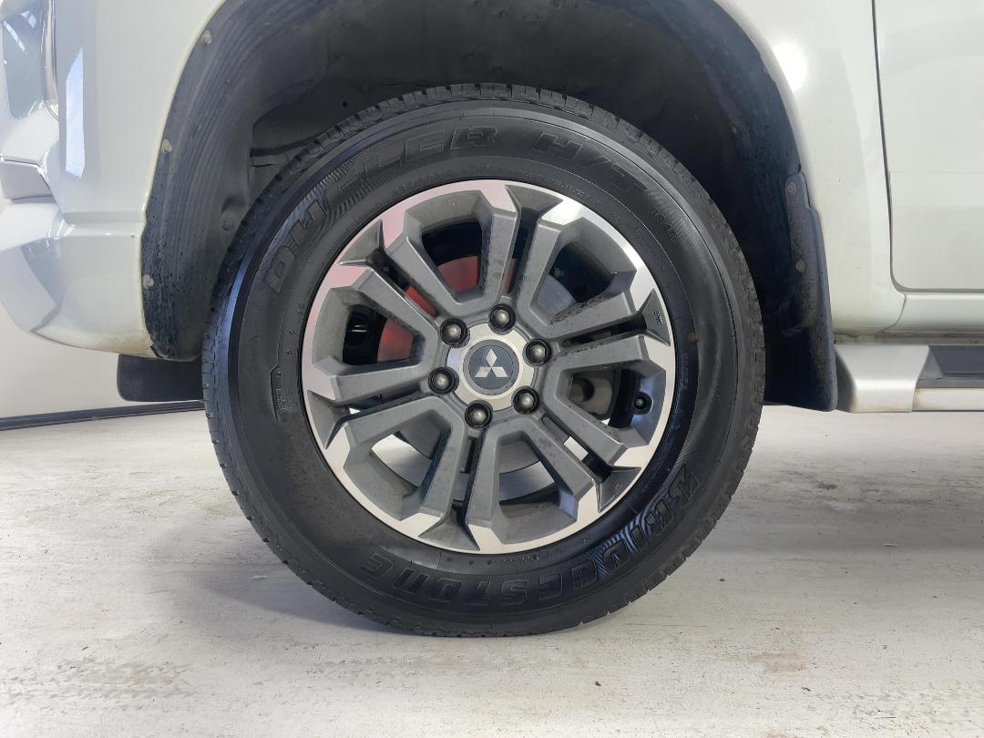 Photo '10' of Mitsubishi Triton Photo '10' of Mitsubishi Triton