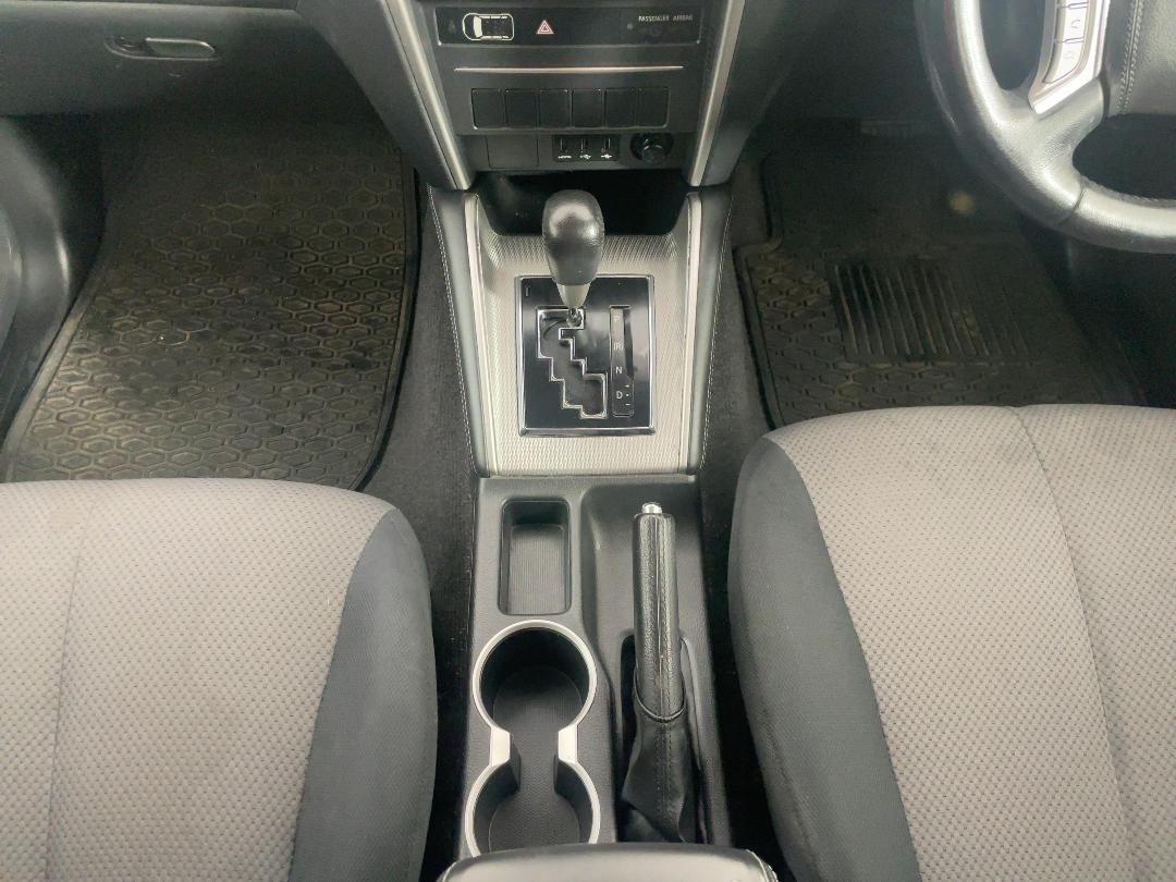 Photo '18' of Mitsubishi Triton Photo '18' of Mitsubishi Triton